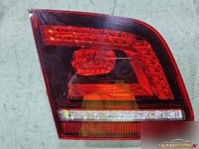 Volkswagen Phaeton 2013 — накладка задней двери левая 3D0945093E