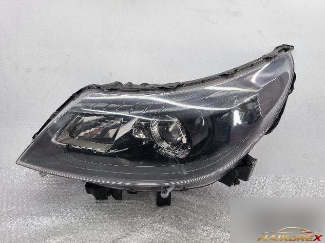 Renault SM5 2012 — фара головного света левая (водительская) 260608762R