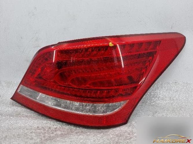 Hyundai Equus 2012 — комбинированный задний фонарь правый 92402-3N010