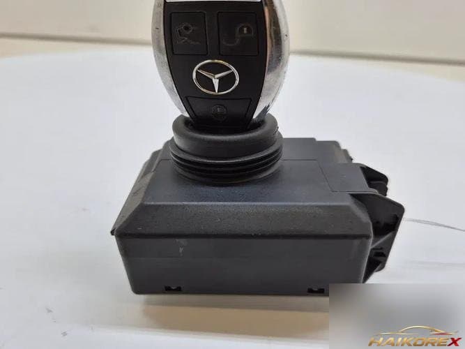 Mercedes-Benz E-Class 2013 — выключатель (прочее) A2125450308