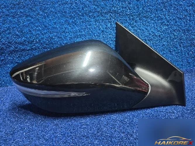 Hyundai Sonata 2013 — комбинированный фонарь задний правый (11 pin)