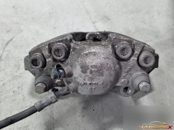 Audi A4 2012 — тормозной суппорт передний правый 8K0106AH