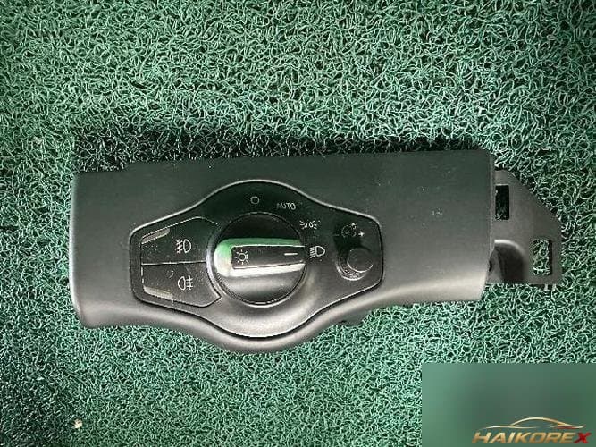 Audi A4 2010 — кнопка/переключатель 1