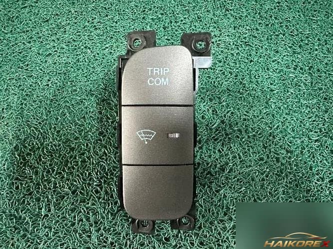 Hyundai Avante 2006 — кнопка/переключатель 1