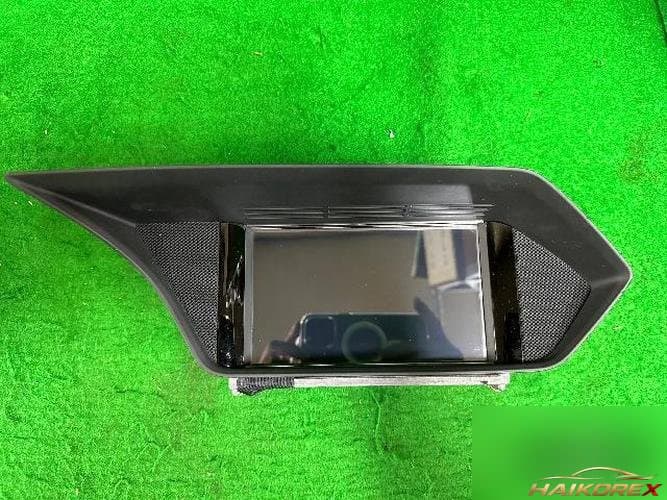 Mercedes-Benz E-Class 2010 — монитор A2C53376683