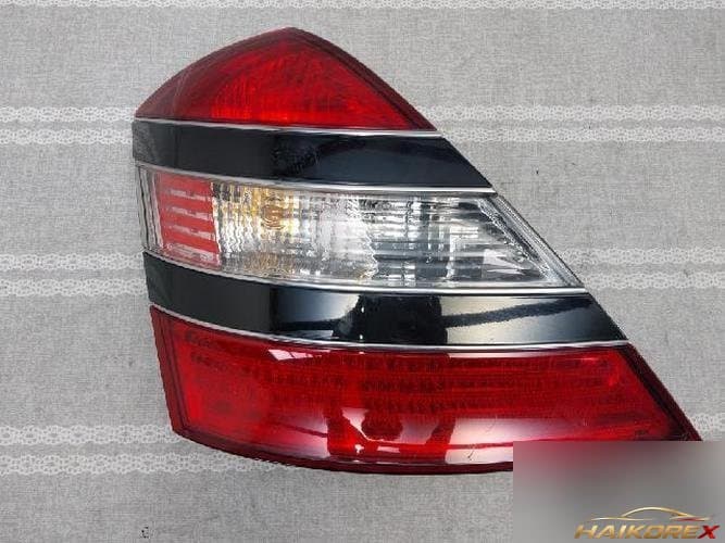 Mercedes-Benz S-Class 2008 — комбинированный фонарь задний левый