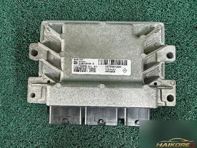 Renault SM3 2015 — блок управления двигателем ECU 237D40122R