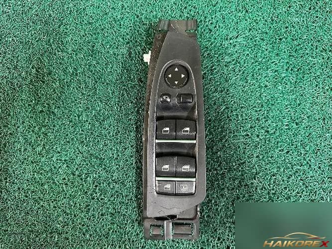 BMW 7 Series 2009 — кнопка стеклоподъёмника передняя левая