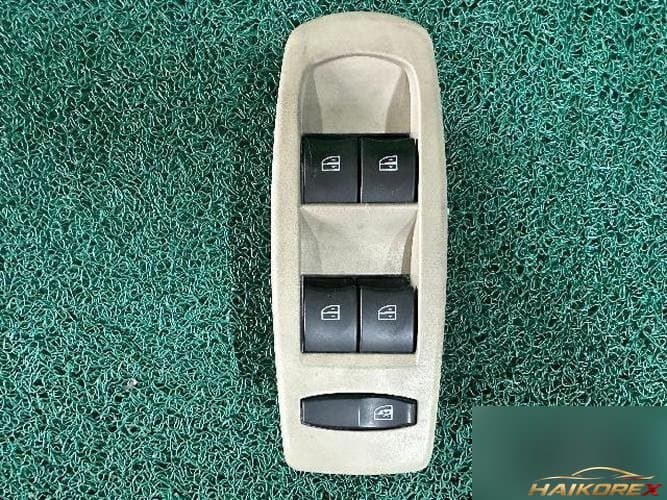 Renault QM5 2008 — выключатель стеклоподъемника №1