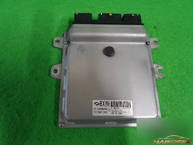 Renault SM5 2013 — блок управления двигателем (ECU) 237103069R
