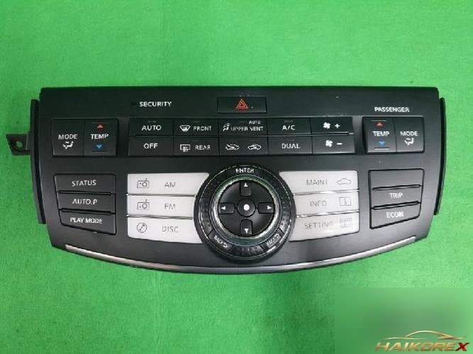 Infiniti M 2005 — AV-система