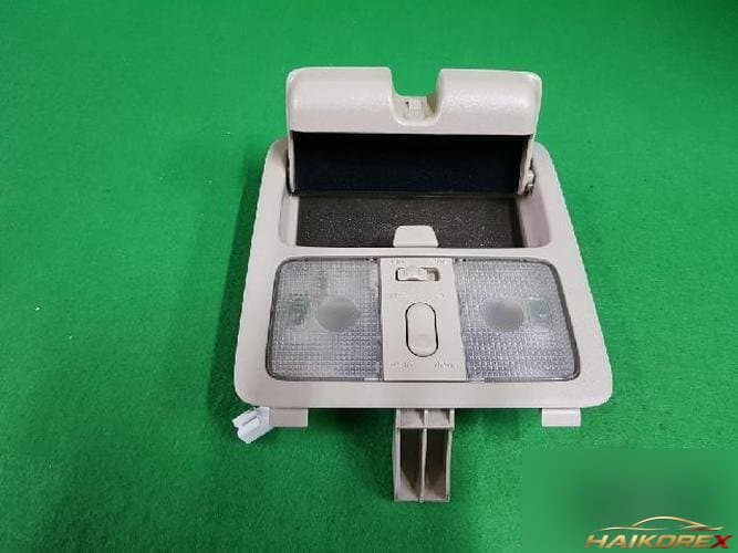 Renault SM5 2006 — фонарь салона 53103 52100
