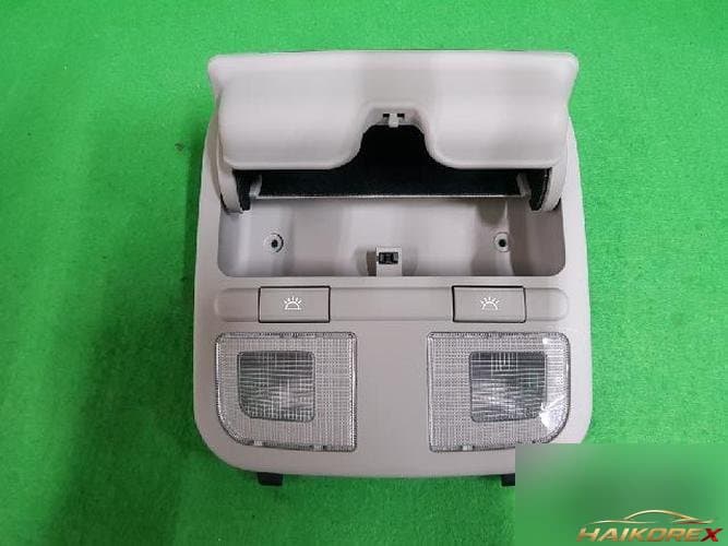 Hyundai Granjer 2006 — салонный светильник 92830-3L100