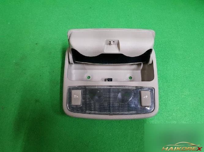 Kia Cerato 2004 — плафон салонный 928702F000NM