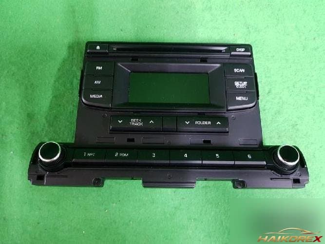Hyundai Avante 2016 — передняя панель аудиосистемы