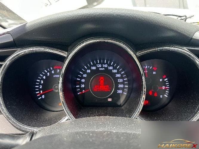 Kia K5 2011 — приборная панель 940032T850