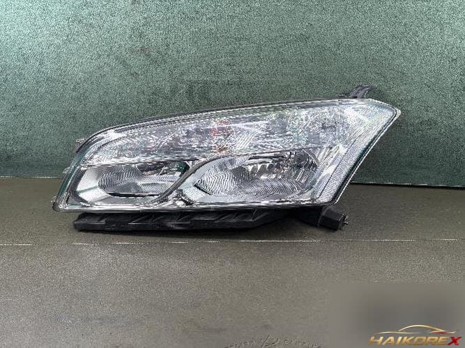 Chevrolet Trax 2016 — фара левая