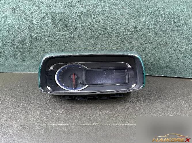 Chevrolet Trax 2016 — щиток приборов 94532518