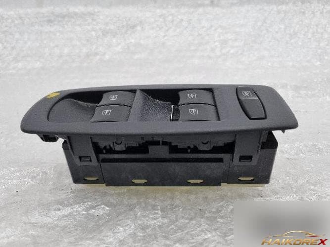 Renault QM5 2011 — блок управления стеклоподъёмниками водителя 25401 JY00C 4