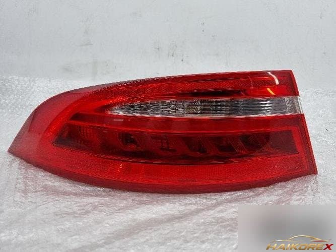 Jaguar XE 2017 — фонарь задний левый (комбинированный)