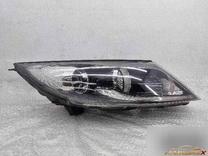 Kia Sportage 2014 — фара правая 92102-3WXXX