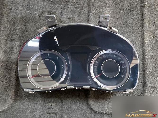 Hyundai i40 2012 — панель приборов 940113Z360