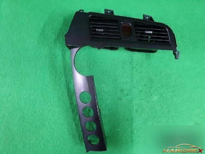 KG Mobility Kayon 2008 — центральная панель консоли