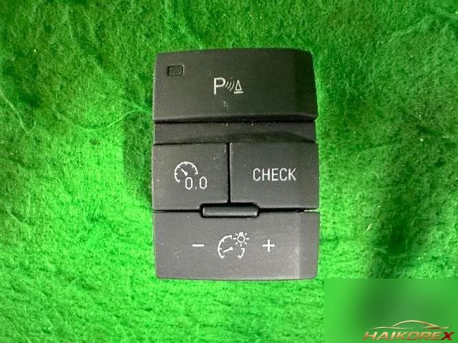 Audi Q7 2008 — кнопка/переключатель 1