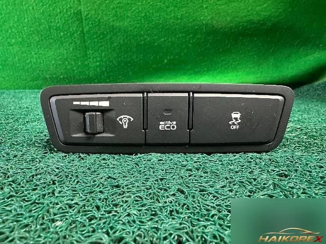 Hyundai Sonata 2011 — кнопка/переключатель 1