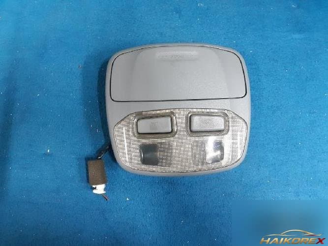Hyundai Sonata 2004 — плафон салона 1
