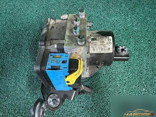 Renault SM3 2018 — модуль ABS 476600451R