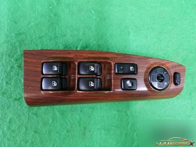 Kia Sportage 2005 — кнопка стеклоподъёмника передняя левая