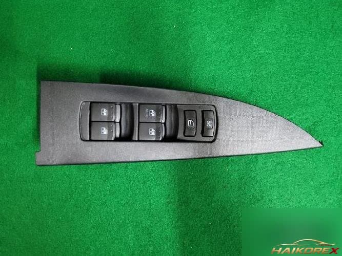 KG Mobility Actyon 2010 — переключатель стеклоподъемника 72250-09000