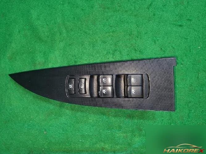 KG Mobility Kairoン 2007 — кнопка электростеклоподъемника 1