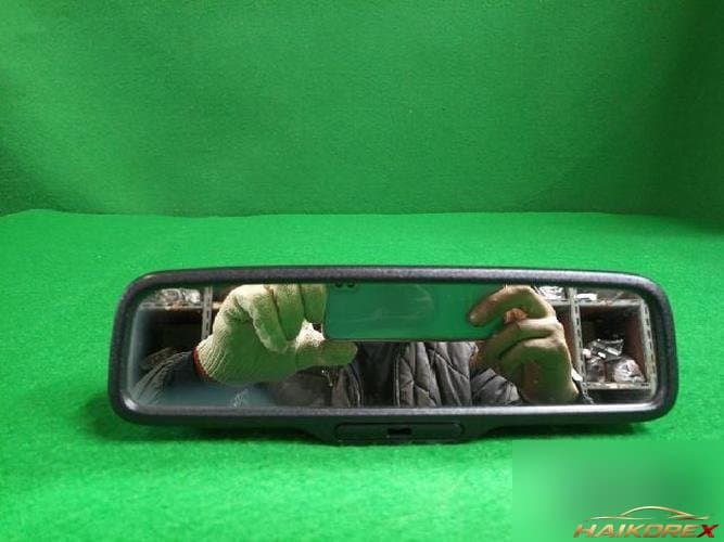 Ford Escape 2008 — зеркало салона