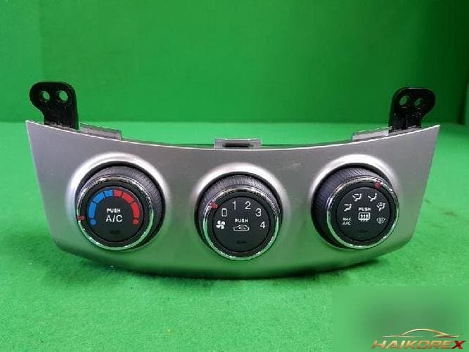Hyundai Avante 2009 — блок управления климат-контролем 97250-2HXXX