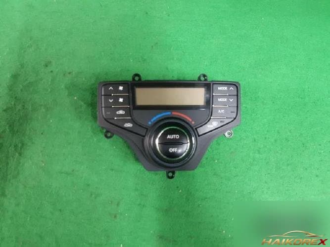 Hyundai i30 2008 — блок управления отопителем и кондиционером 97250-2LXXX