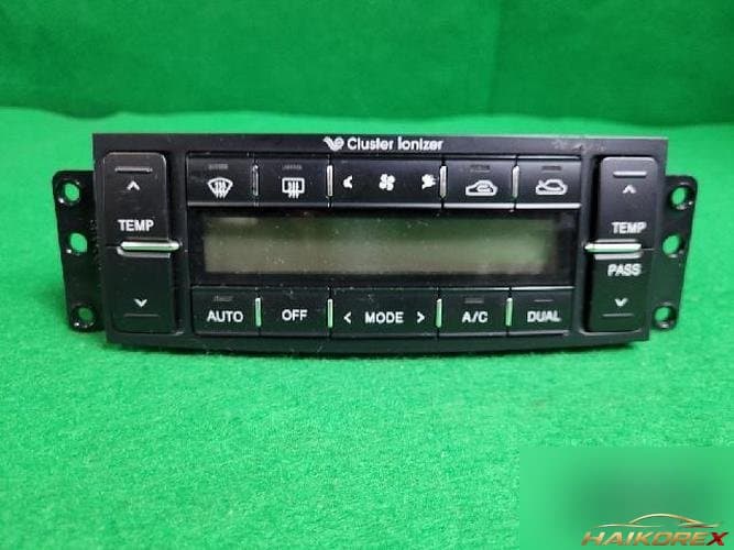 Hyundai Grandeur 2010 — переключатель управления климат-контролем