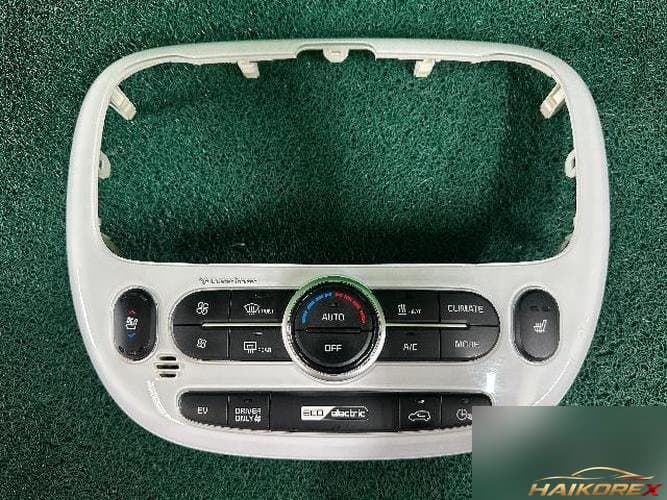 Kia Soul 2016 — переключатель управления отопителем/кондиционером 97250E4100
