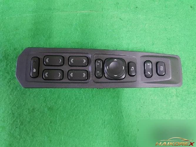 Renault SM3 2011 — переключатель электростеклоподъёмника