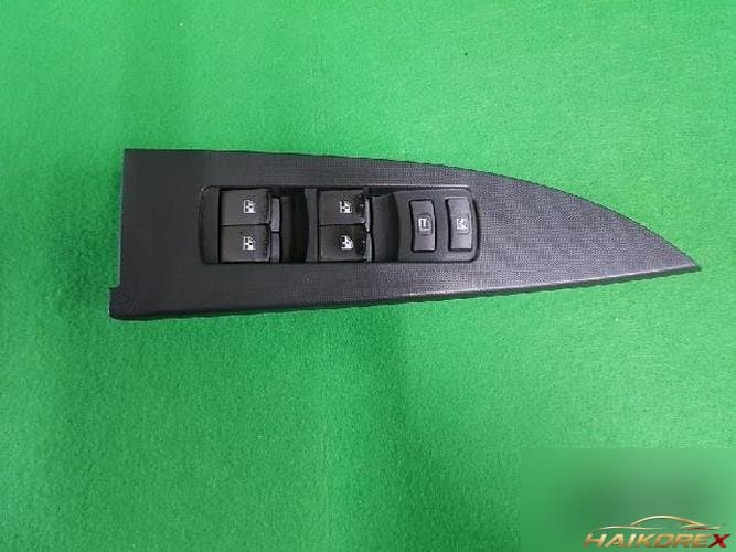 KG Mobility Kayrn 2006 — кнопка электростеклоподъёмника передняя правая