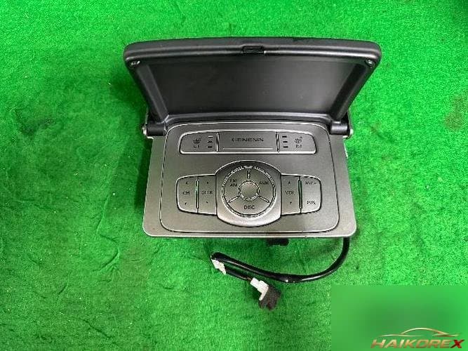 Hyundai Genesis 2008 — блок управления задней аудиосистемой и подогревом сидений