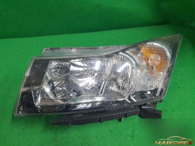Daewoo Lacetti 2009 — фара левая