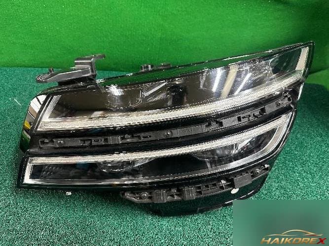 Genesis G80 2020 — фара левая 92101T1100