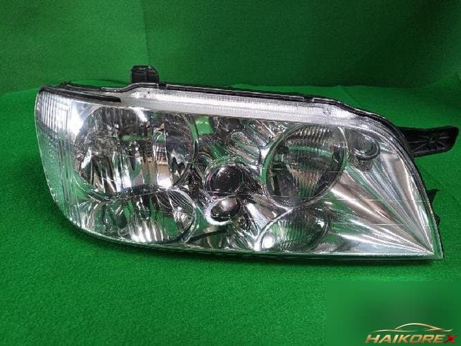 Hyundai Equus 2009 — фара правая 921023B001