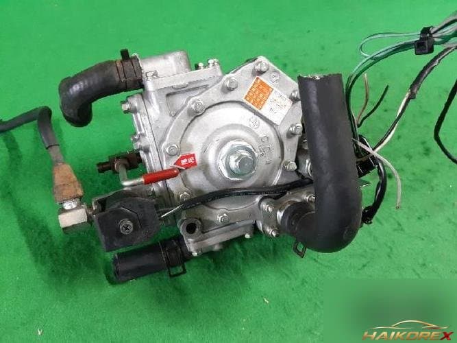 Renault SM7 2010 — прочие детали (бесплатная доставка) 96450459