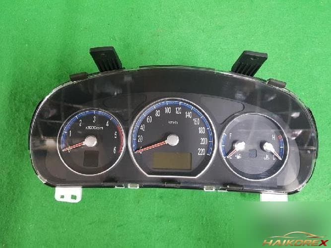 Hyundai Santa Fe 2006 — приборная панель 94003-2B530