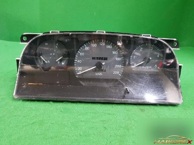 KG Mobility Musso EV 2003 — приборная панель