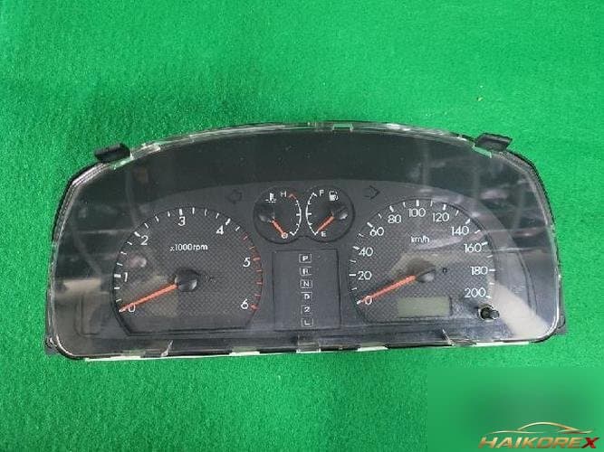 Hyundai Terracan 2002 — приборная панель 94003-H1310