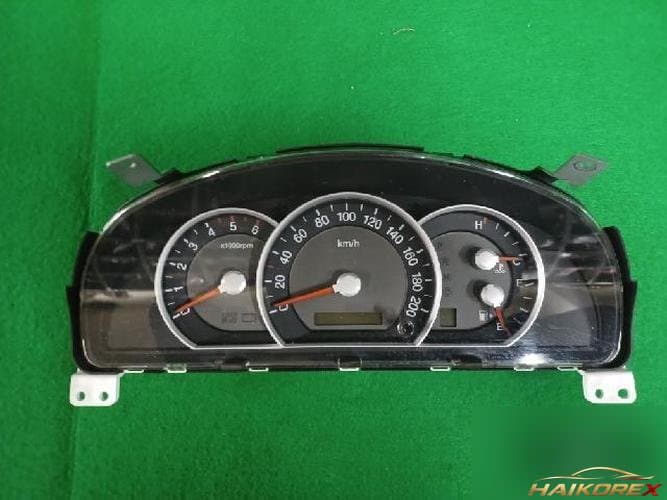 Kia Sorento 2006 — приборная панель 94013-3E010